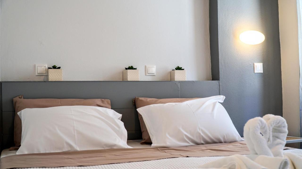 Cozy Apartments In Symi Center Екстер'єр фото