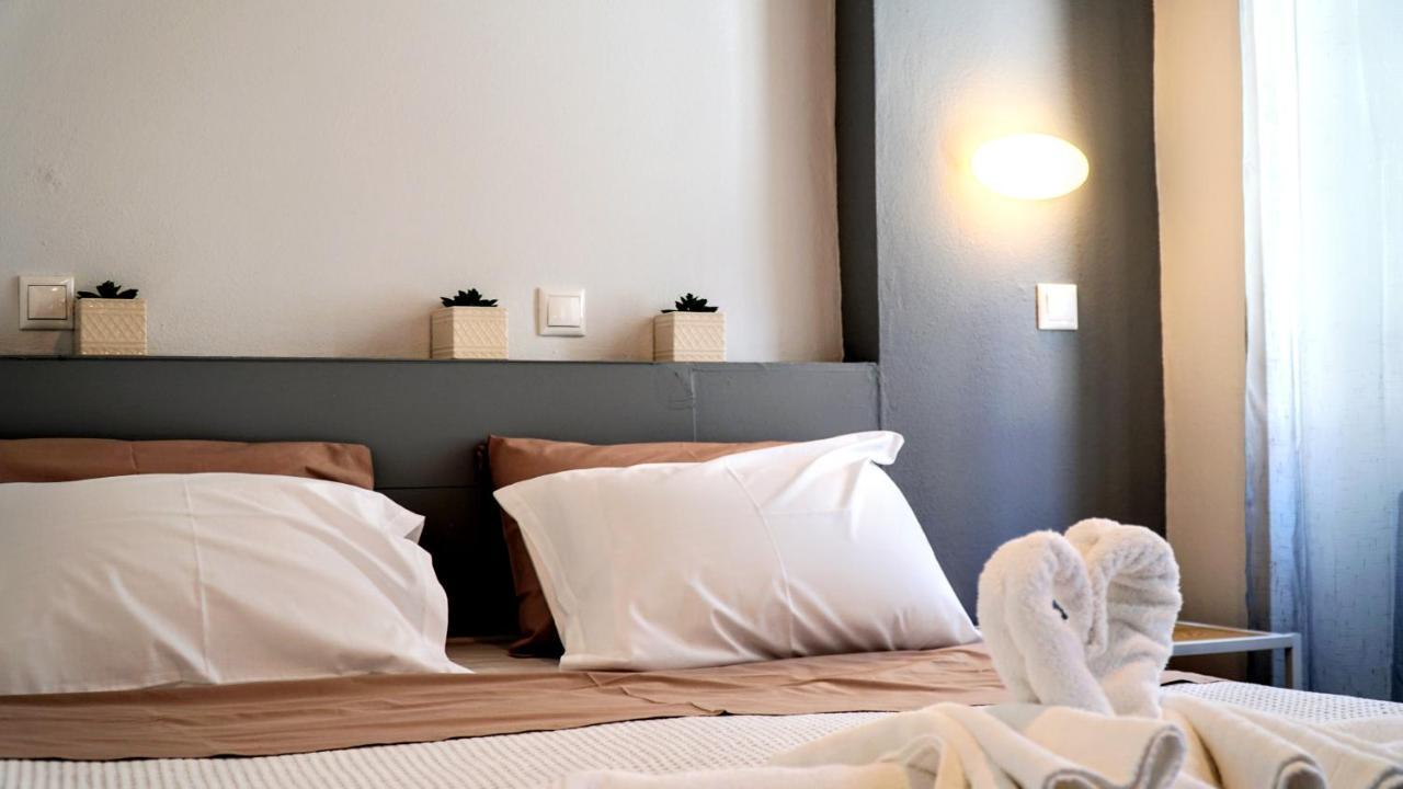 Cozy Apartments In Symi Center Екстер'єр фото