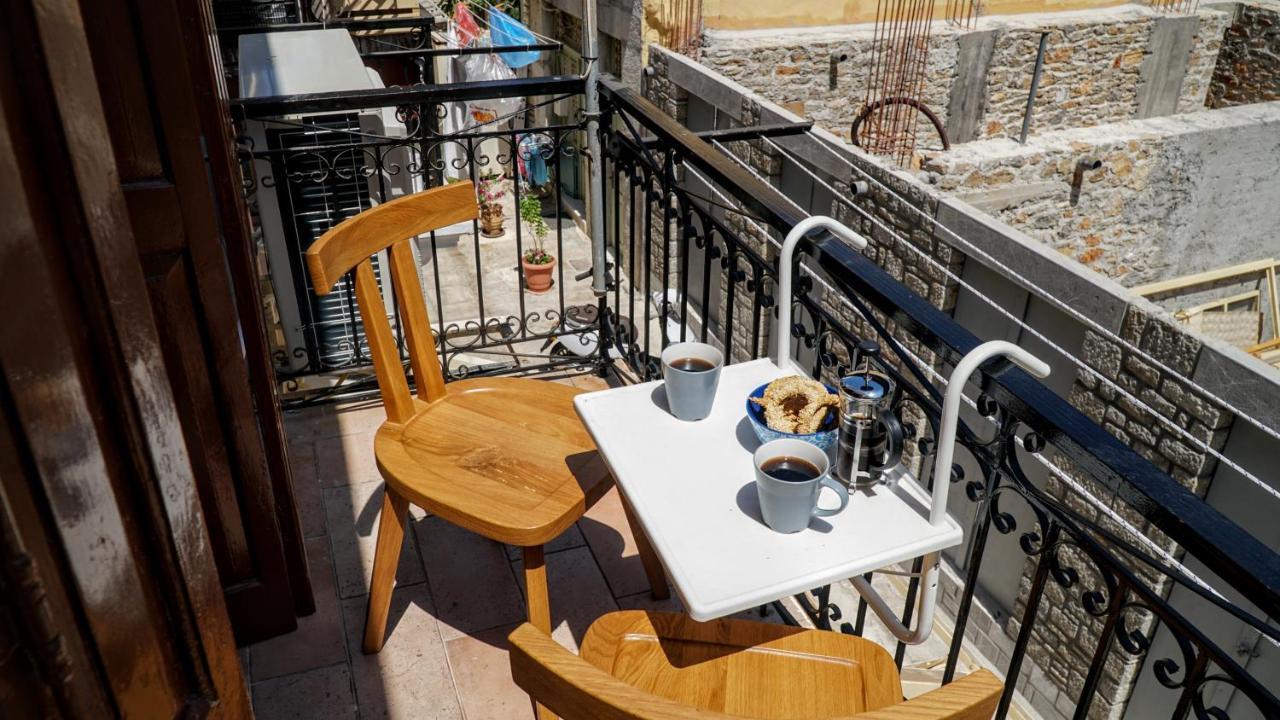 Cozy Apartments In Symi Center Екстер'єр фото