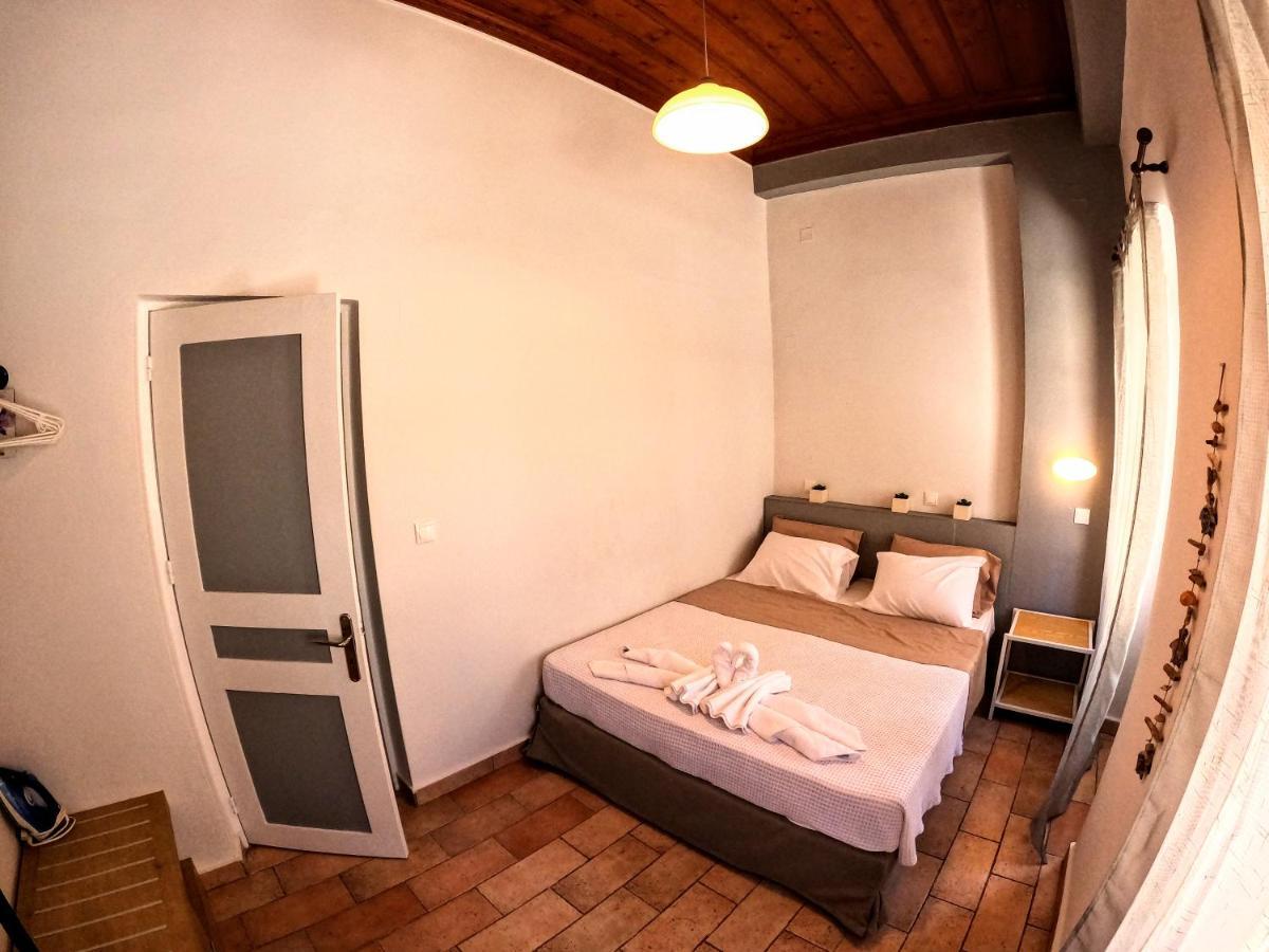 Cozy Apartments In Symi Center Екстер'єр фото